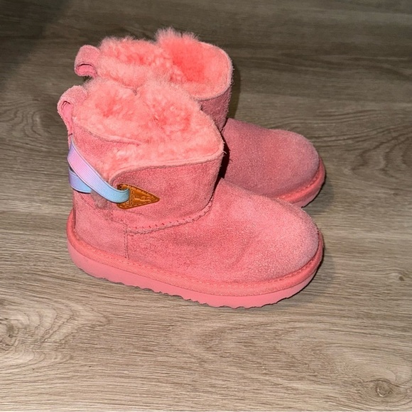 Kid's UGG Boots Pink Mini Short Uggs with cute Pastel Rainbow Watercolor Straps - Picture 6 of 10